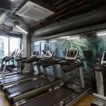 Lumina Premium Apart Near Mennica Residence